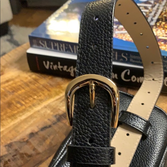 Steve Madden belt bag gold accents - Picture 8 of 11